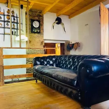 Casa Do Baloico Alcaria (Leiria)