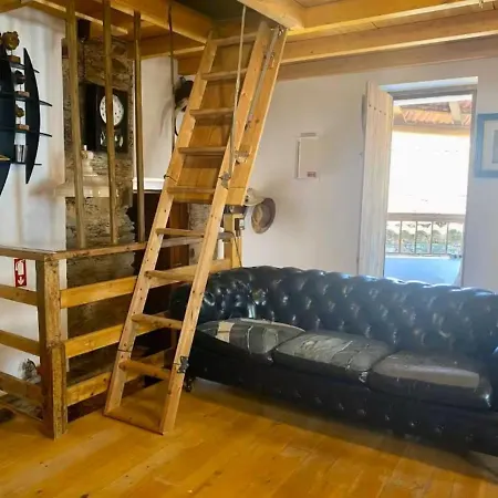 Casa Do Baloico Alcaria (Leiria)