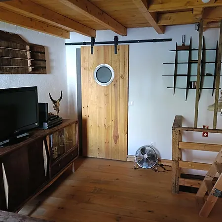 Casa Do Baloico Em Porto De Vacas Aldeias De Xisto * Janeiro de Baixo