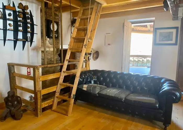 Casa Do Baloico Alcaria (Leiria)